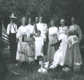 Barrie Family c 1911 2005-3-22
